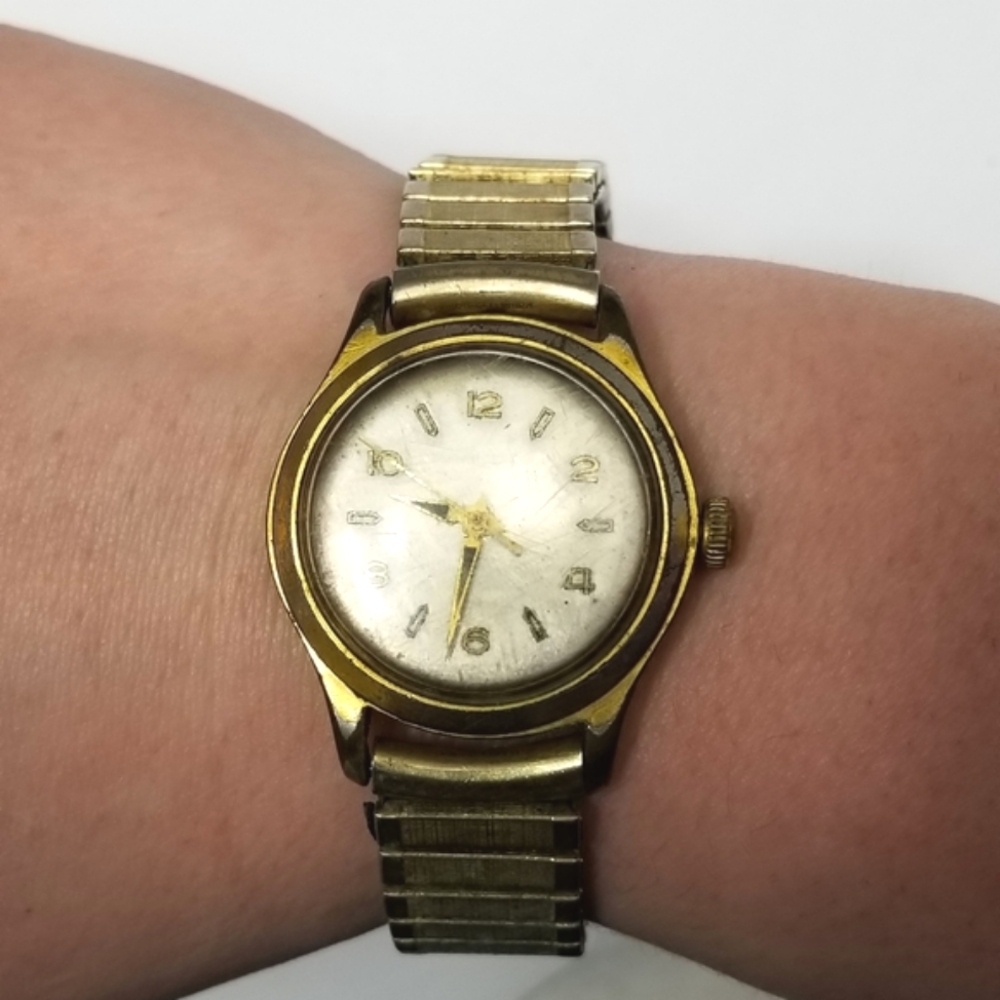 Vintage watch wristwatch ID Watch Case Co gold silver Speidel band unisex